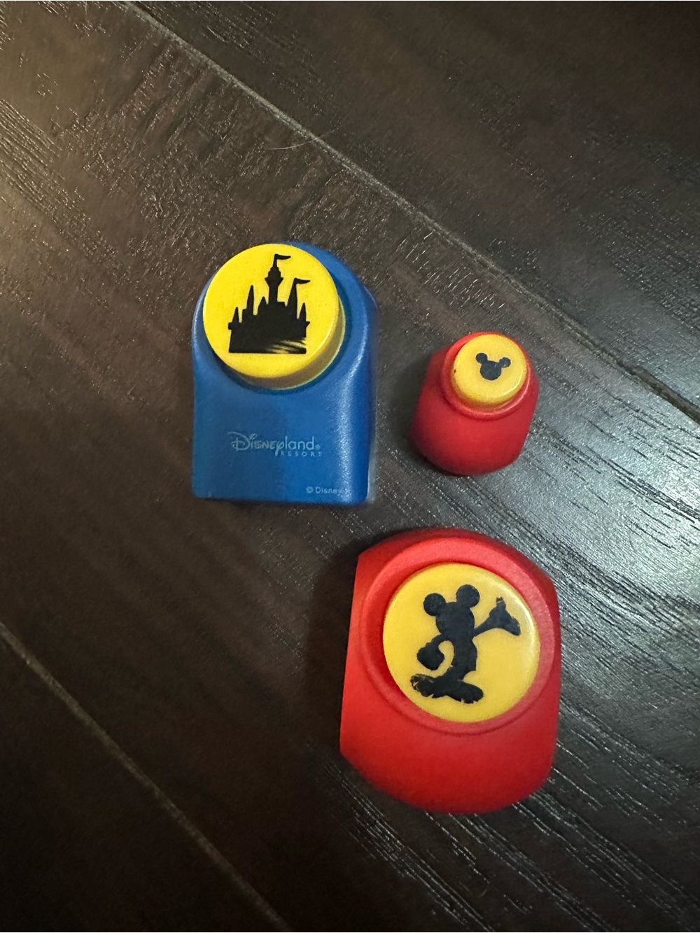 Disney resort paper punches set of 3x